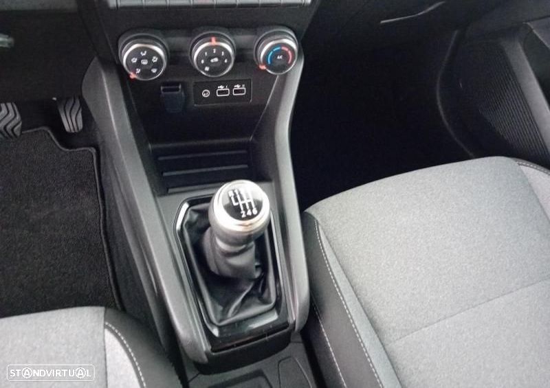 Renault Clio 1.0 TCe Evolution - 10