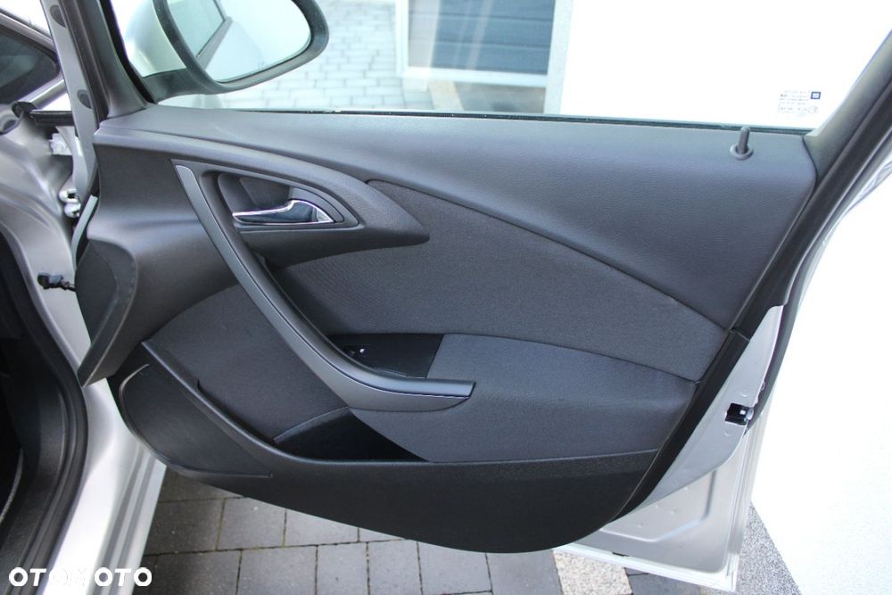 Opel Astra - 25