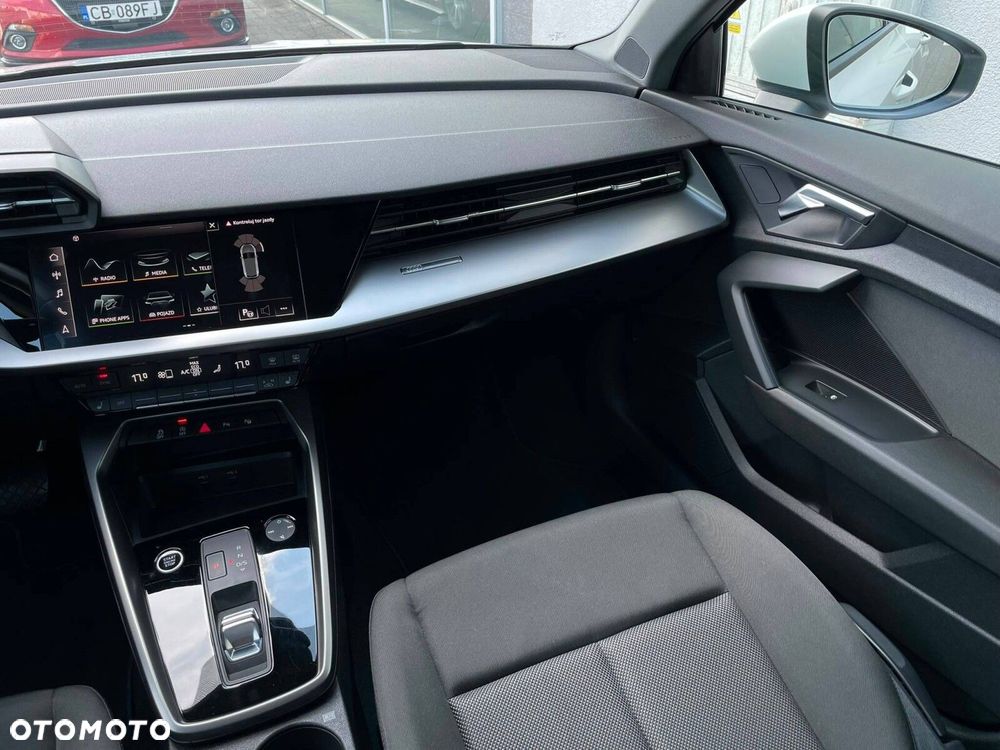 Audi A3 Sportback - 15
