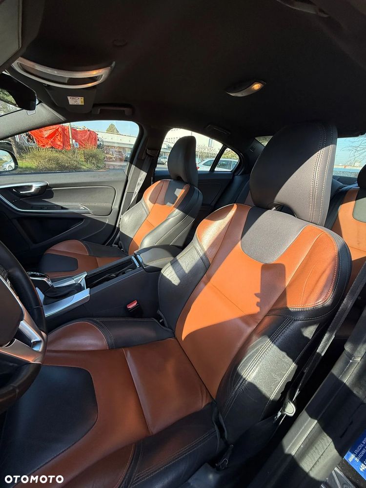 Volvo S60 - 5