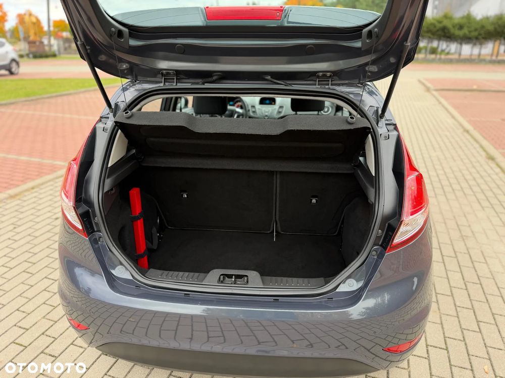 Ford Fiesta - 6