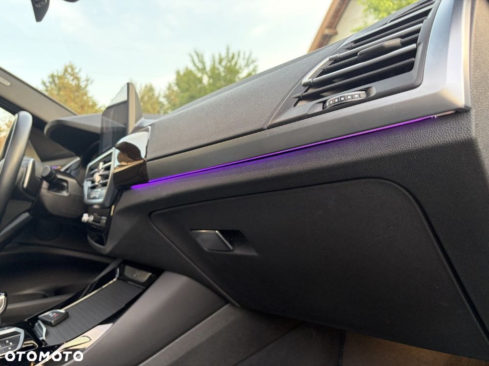 BMW X3 xDrive30i Luxury Line - 37