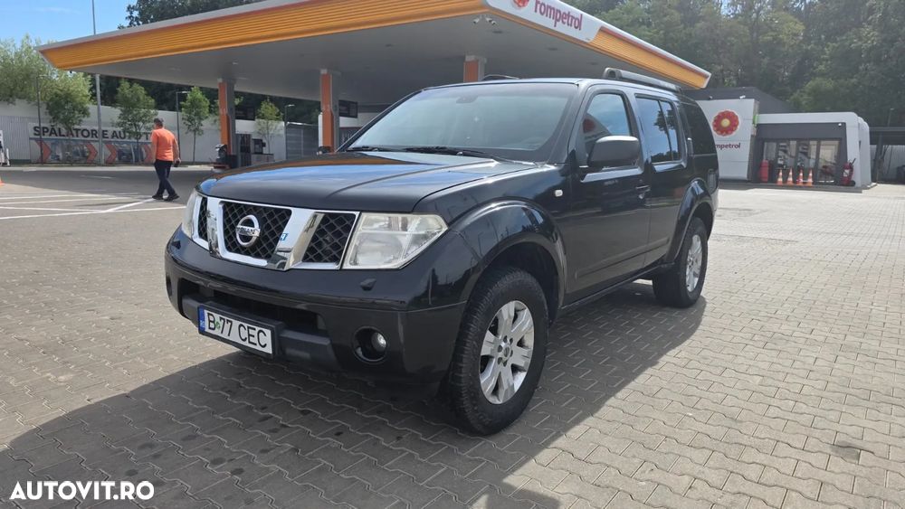 Nissan Pathfinder 2.5 dCi LE - 10