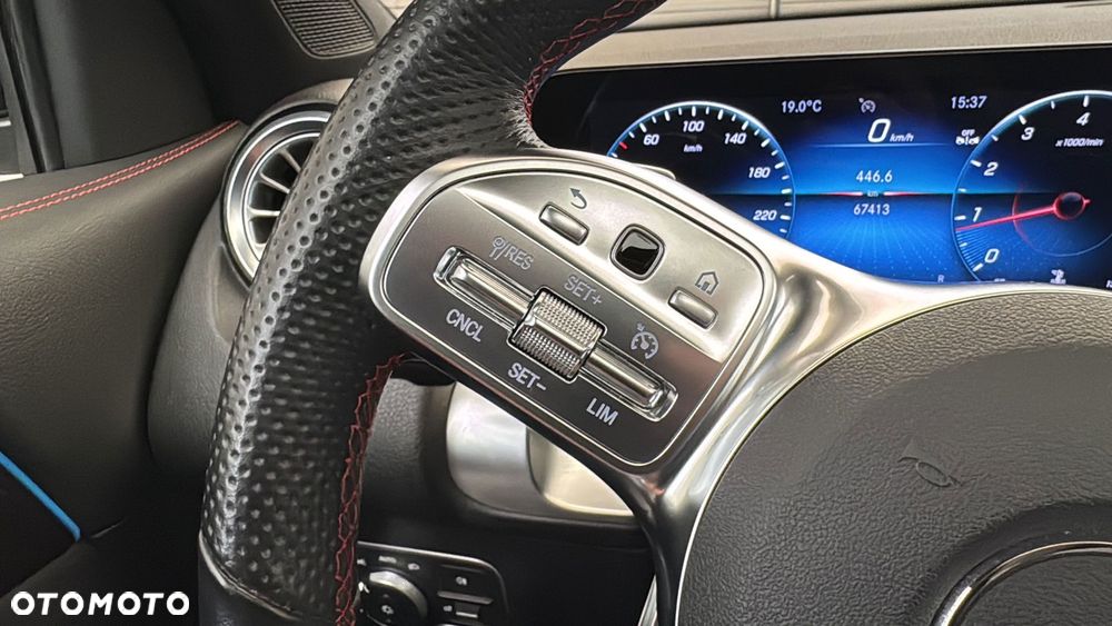 Mercedes-Benz GLB 200 4-Matic Style 8G-DCT - 15