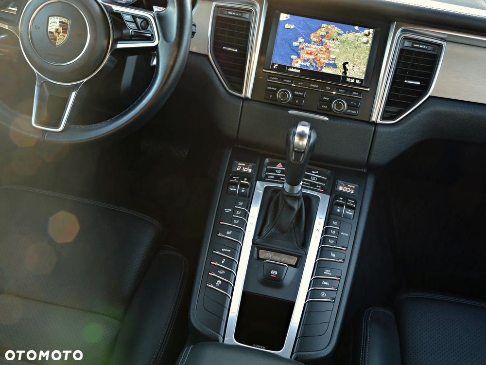 Porsche Macan - 19