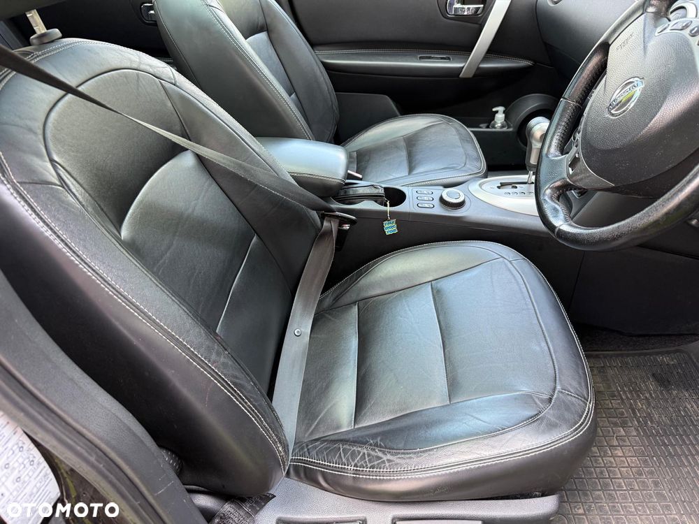 Nissan Qashqai 2.0 dCi 4x4 Tekna Premium - 10