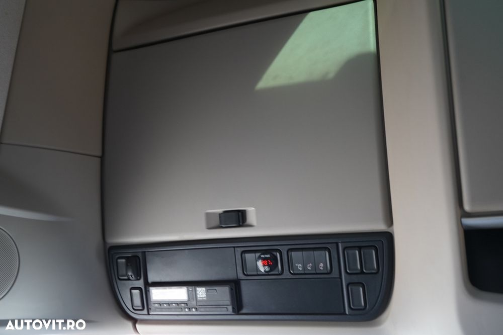 DAF XF 480 / PLATĂ JOSĂ / MEGA / LOC AL CINCILEA REGLABIL / 2021 / SSC / - 32