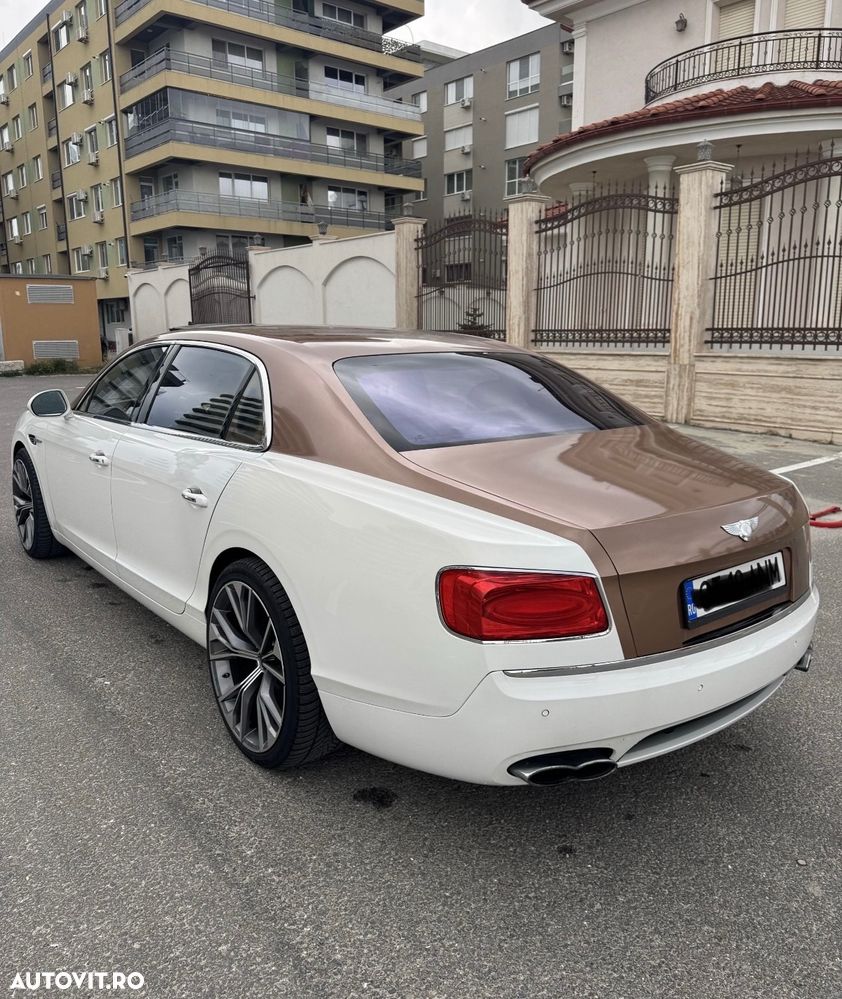 Bentley Flying Spur V8 Mulliner - 16