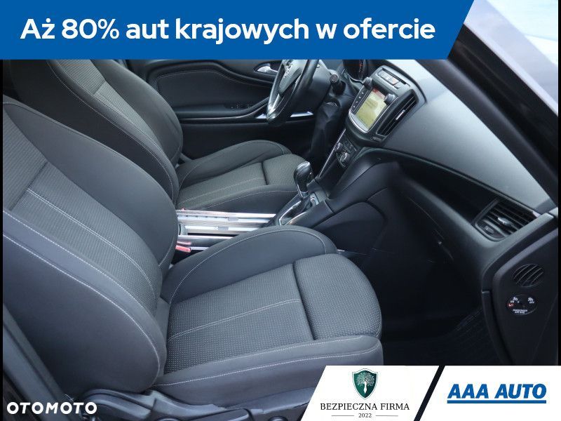 Opel Zafira - 10
