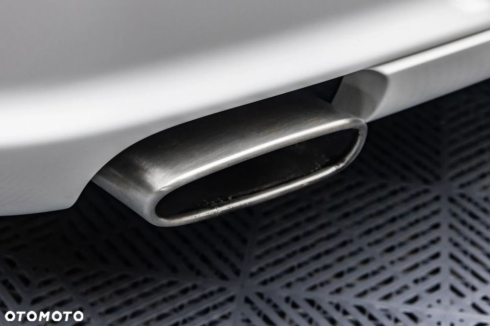 Porsche 911 Carrera Tiptronic S - 40