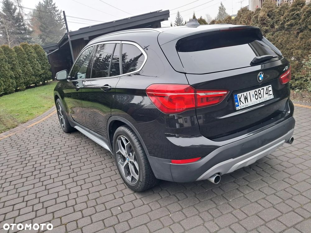 BMW X1 xDrive25i Sport Line sport - 15