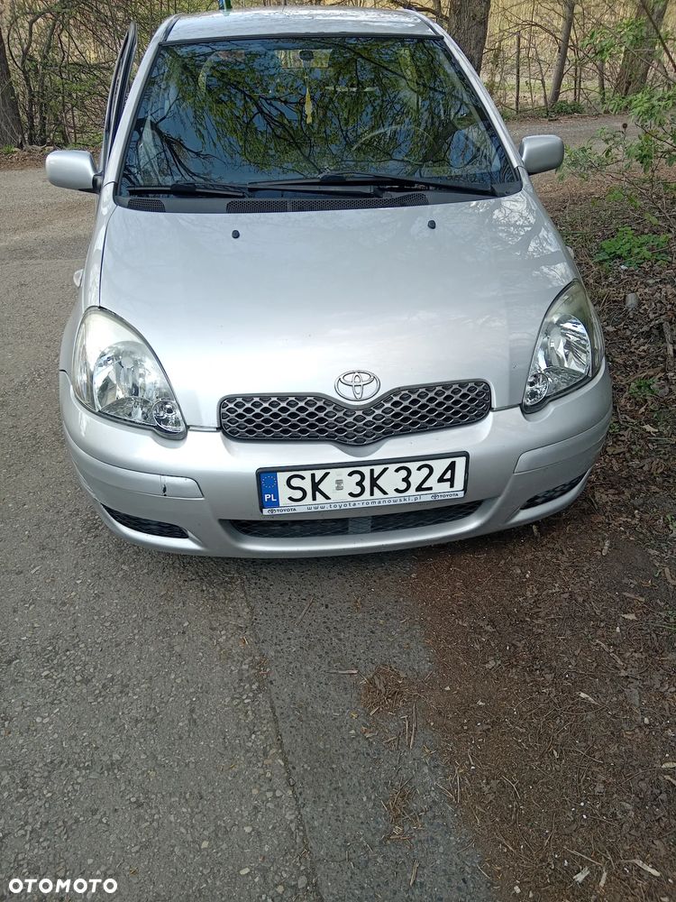 Toyota Yaris 1.3 Terra Plus - 1