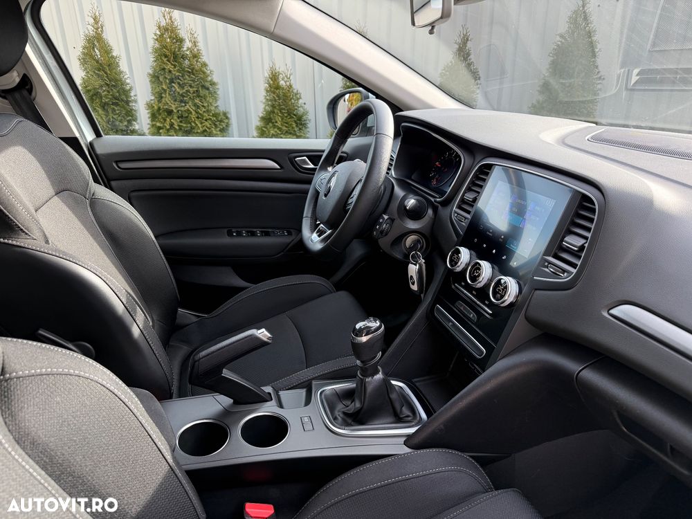 Renault Megane Blue dCi Zen - 7
