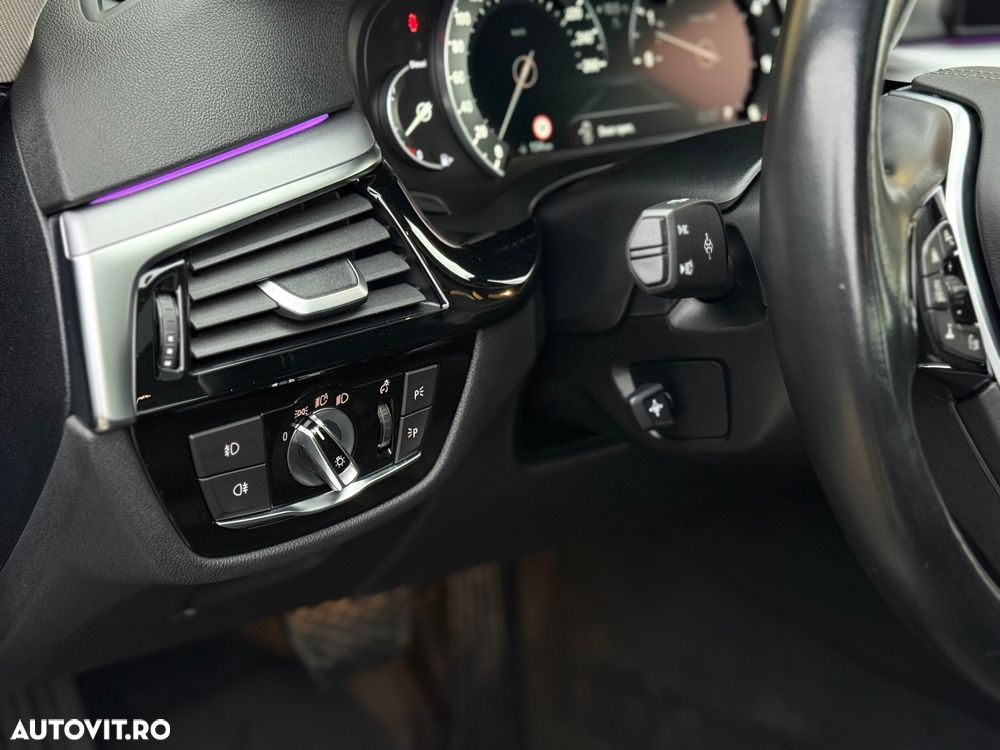 BMW Seria 5 530d xDrive Aut. - 19