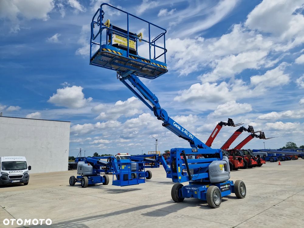 Genie Z45/25J   RZ142 - 8