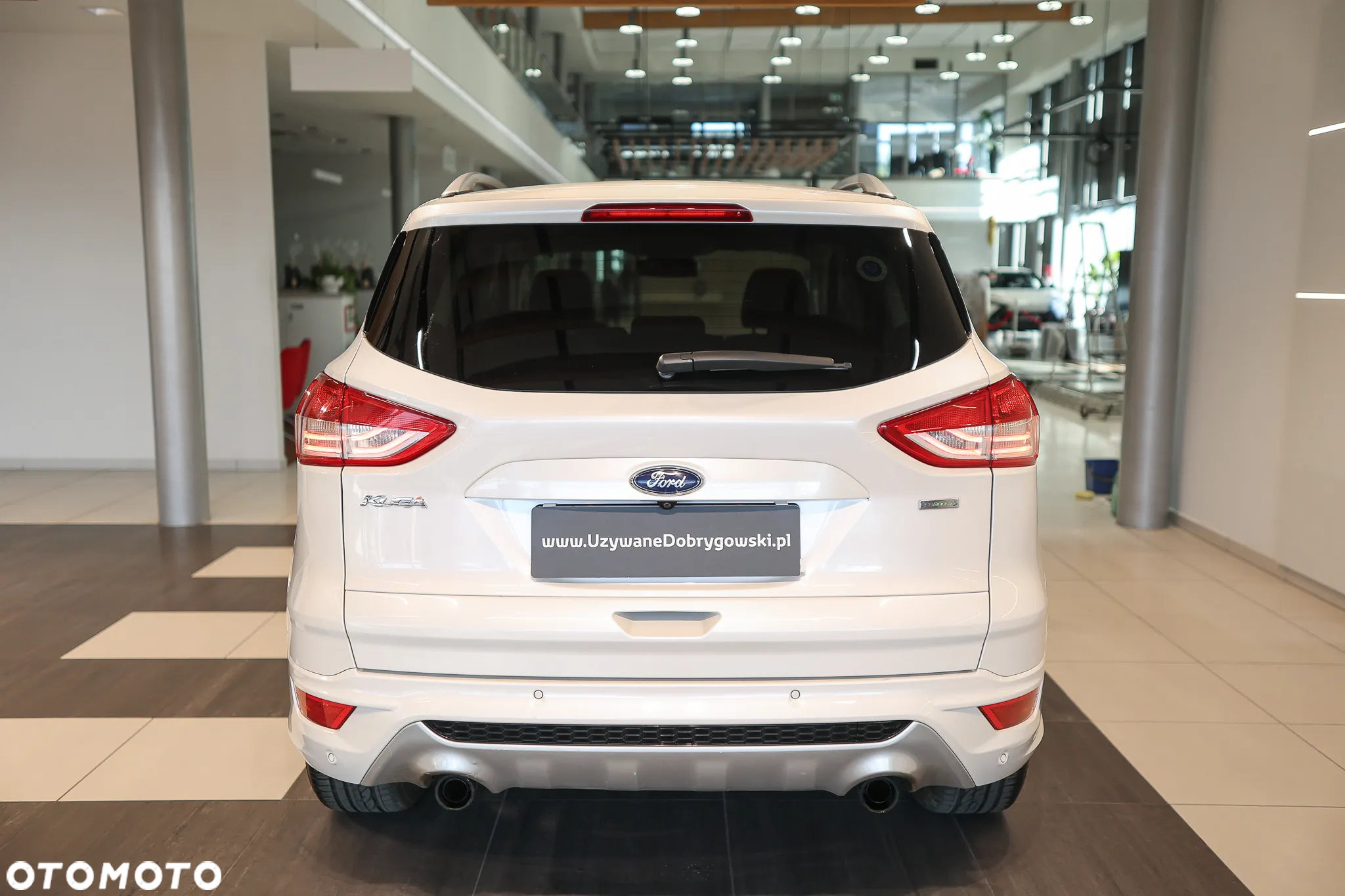 Ford Kuga 1.5 EcoBoost 4WD Titanium - 6