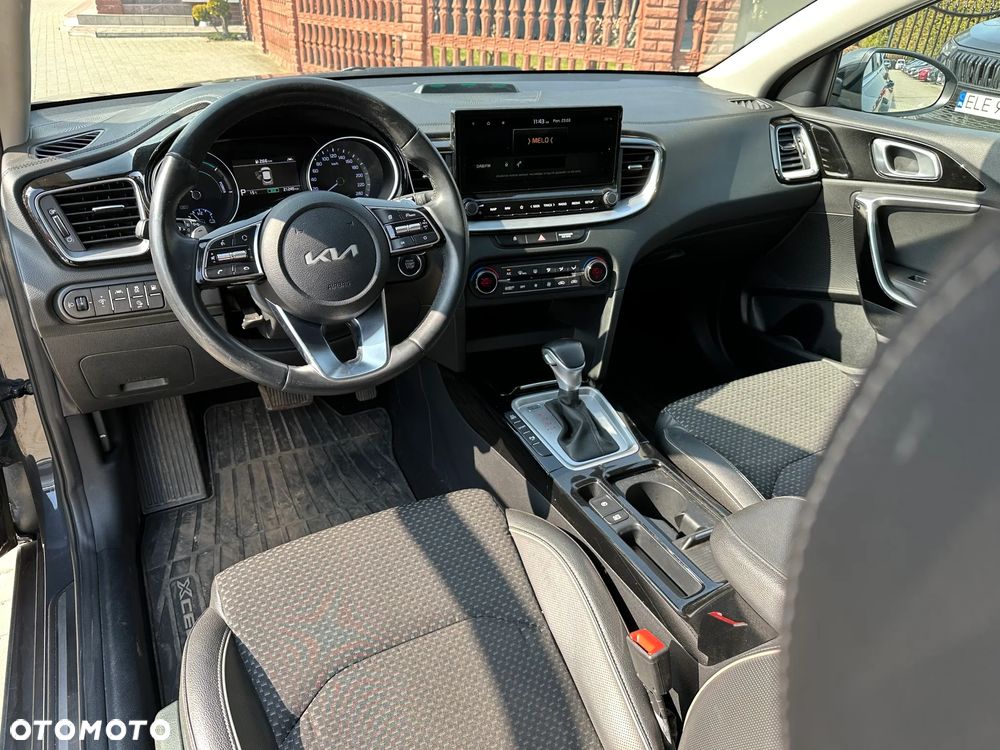 Kia XCeed - 7