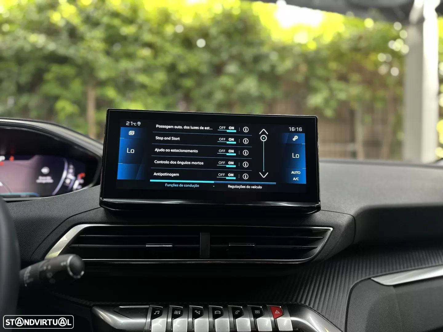Peugeot 3008 1.2 PureTech Allure Pack EAT8 - 27