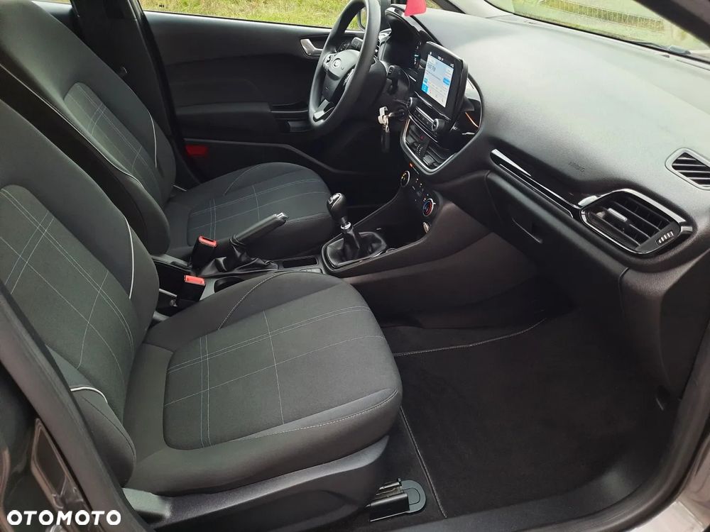 Ford Fiesta 1.0 EcoBoost S&S TITANIUM - 21