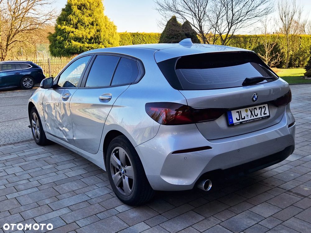 BMW Seria 1 116d Sport Line - 3