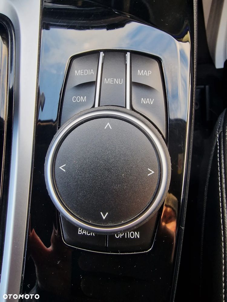 BMW X3 sDrive18d Luxury Line sport - 25