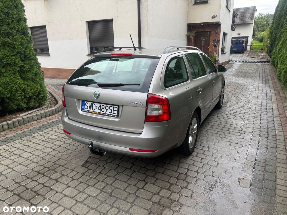 Skoda Octavia 1.6 TDI Ambiente - 3