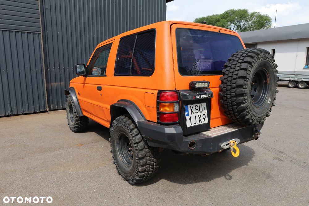 Mitsubishi Pajero 2.8 TD GLS - 11