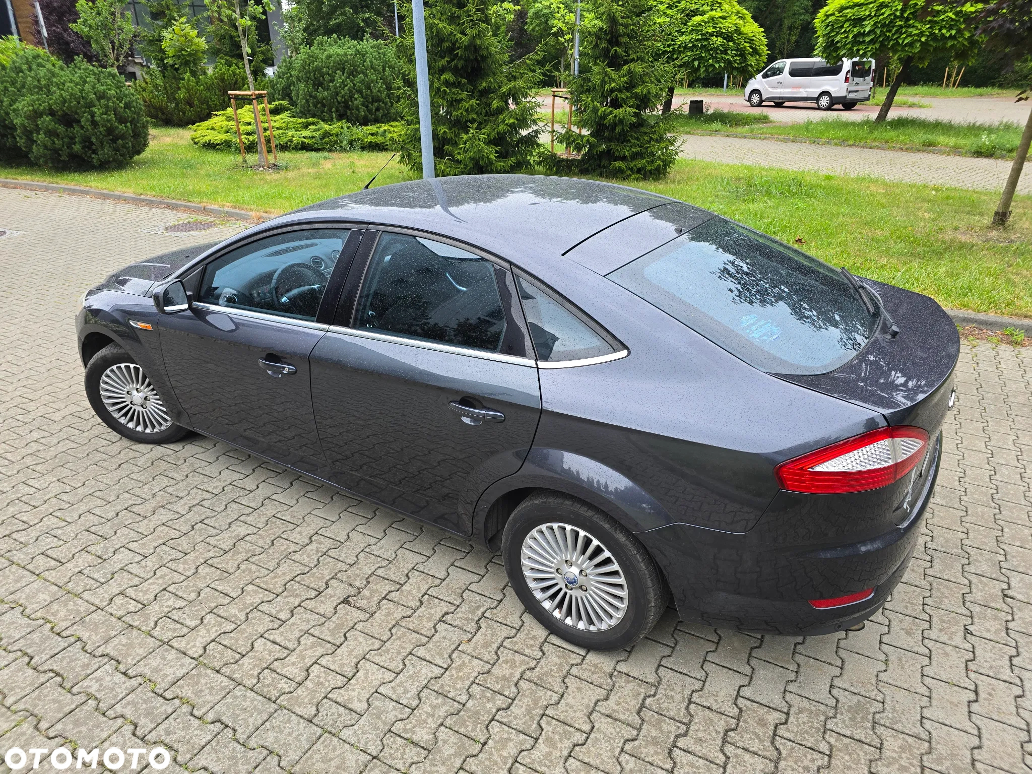 Ford Mondeo 1.8 TDCi Ambiente - 22