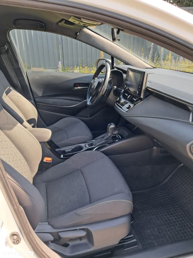 Toyota Corolla 2.0 Hybrid Comfort - 9