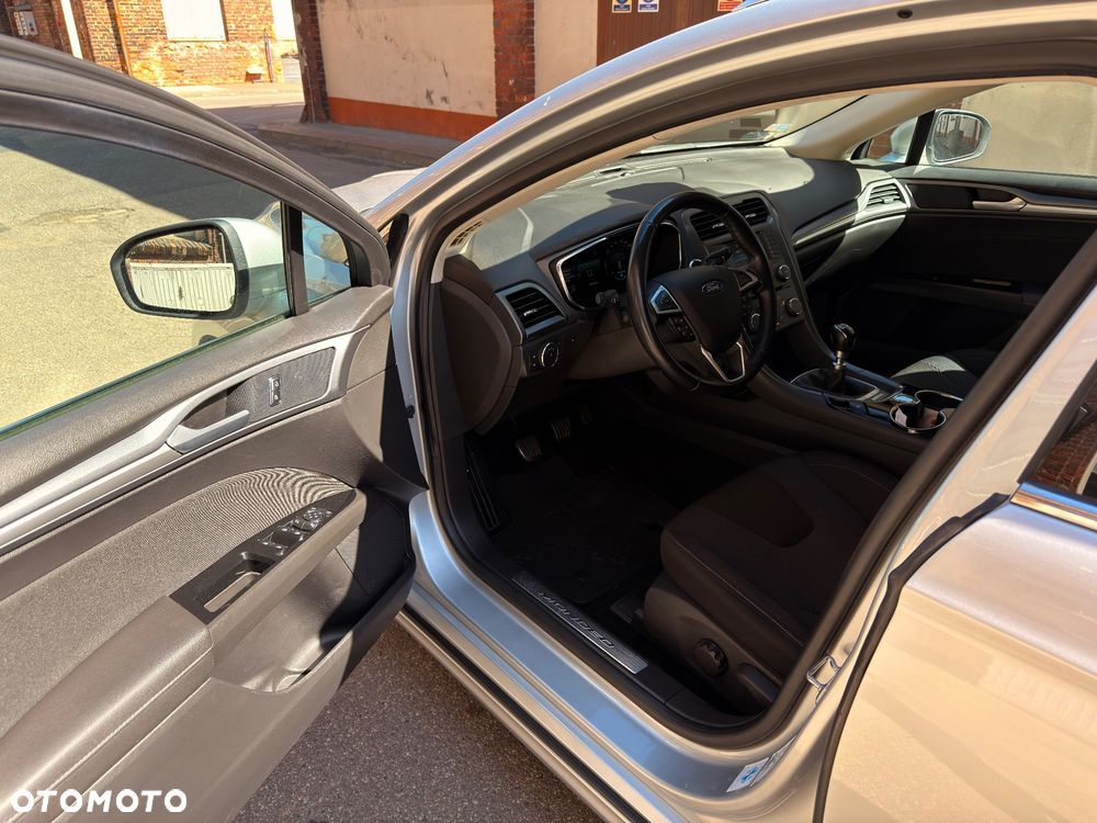 Ford Mondeo 2.0 TDCi STart-Stopp Titanium - 13