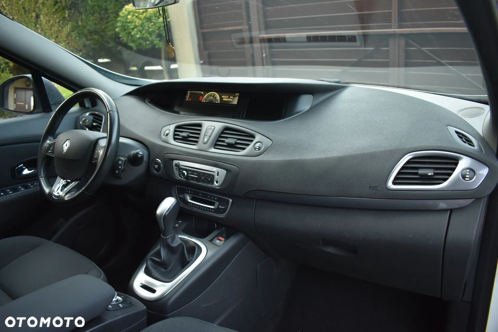 Renault Scenic dCi 110 EDC LIMITED - 29