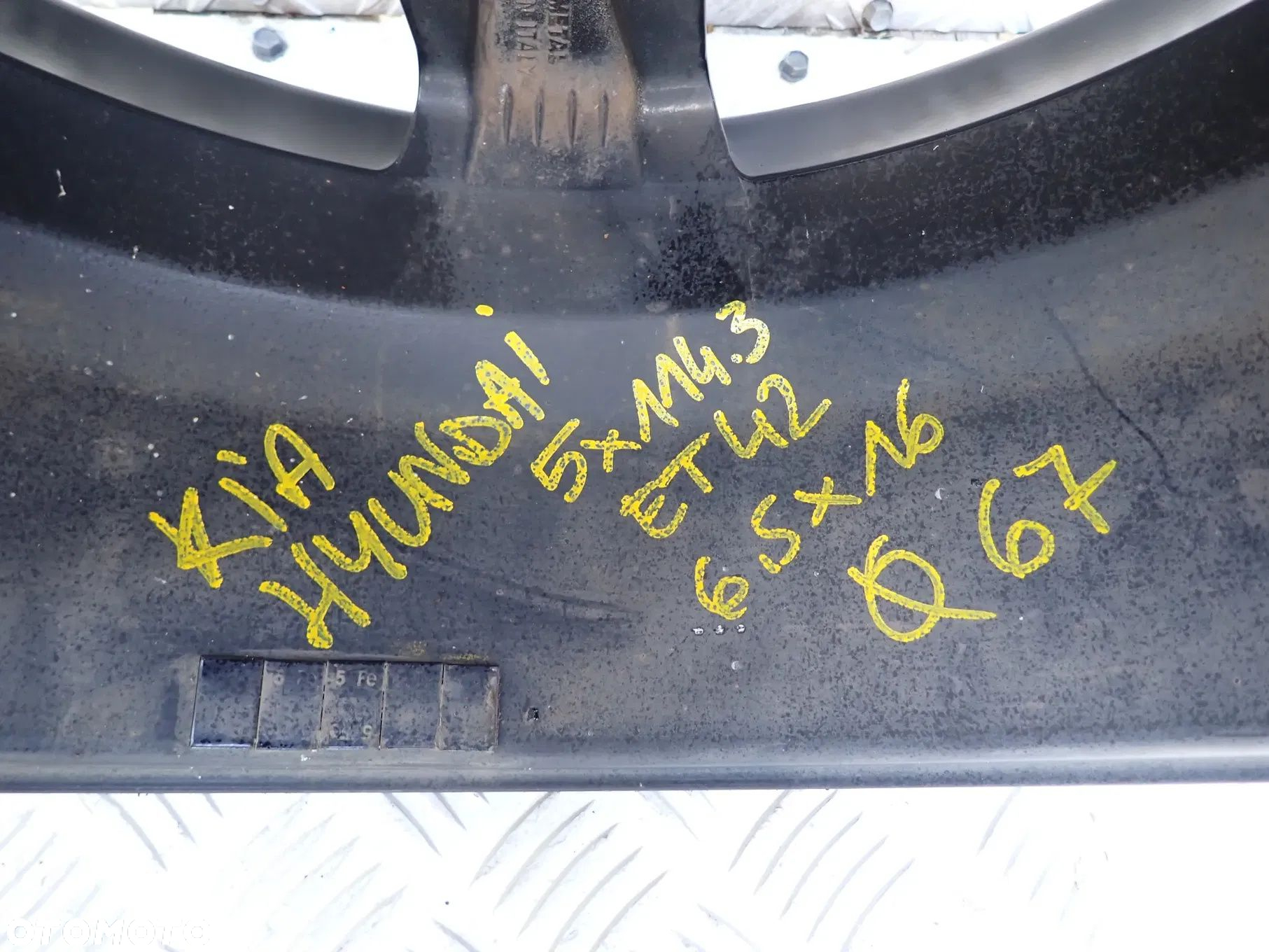 FELGI ALUMINIOWE KIA HYUNDAI 5X114,3 6,5X16 ET42 PIASTA 67 - 9