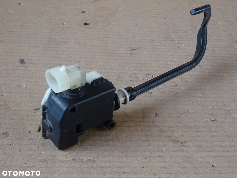 SIŁOWNIK KLAPKI WLEWU PALIWA SILNICZEK ZAMKA OPEL ZAFIRA C ASTRA J INSIGNIA A - 5