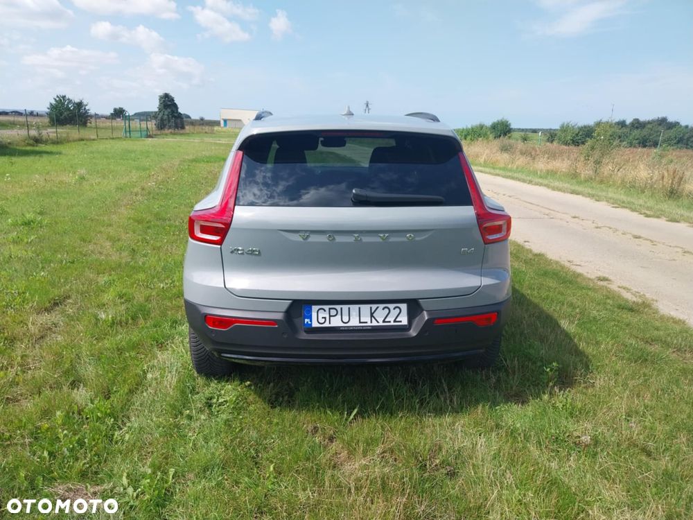 Volvo Xc40 2024 photo 2