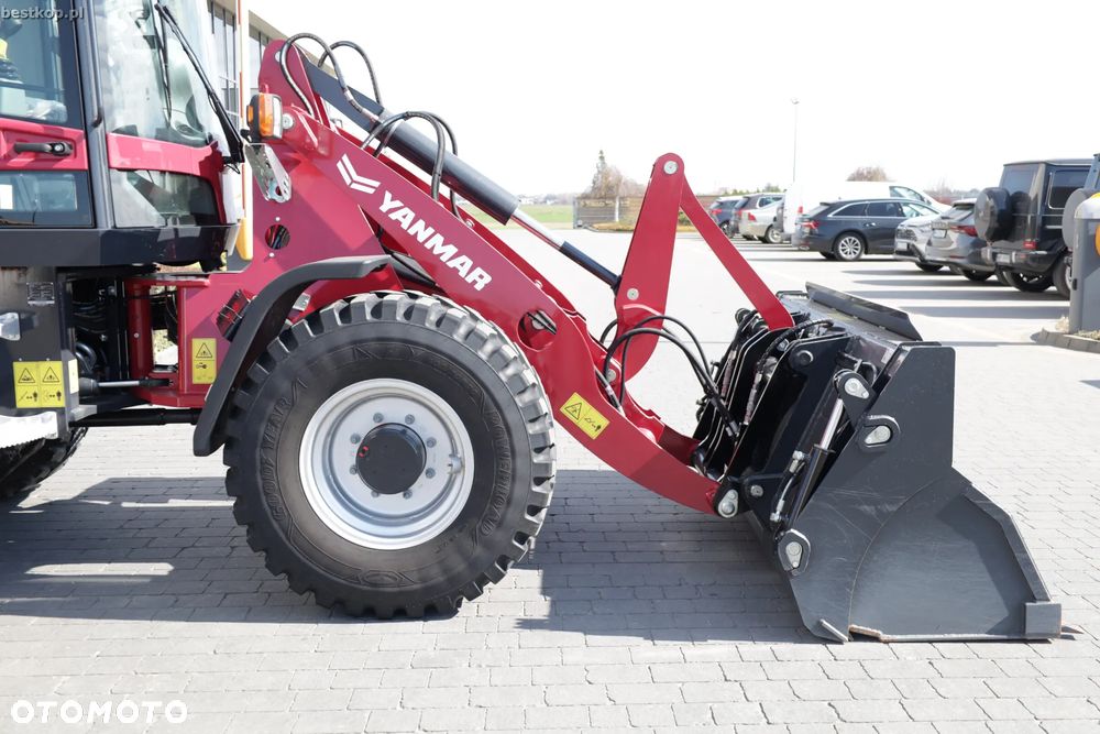 Yanmar V100 - 4