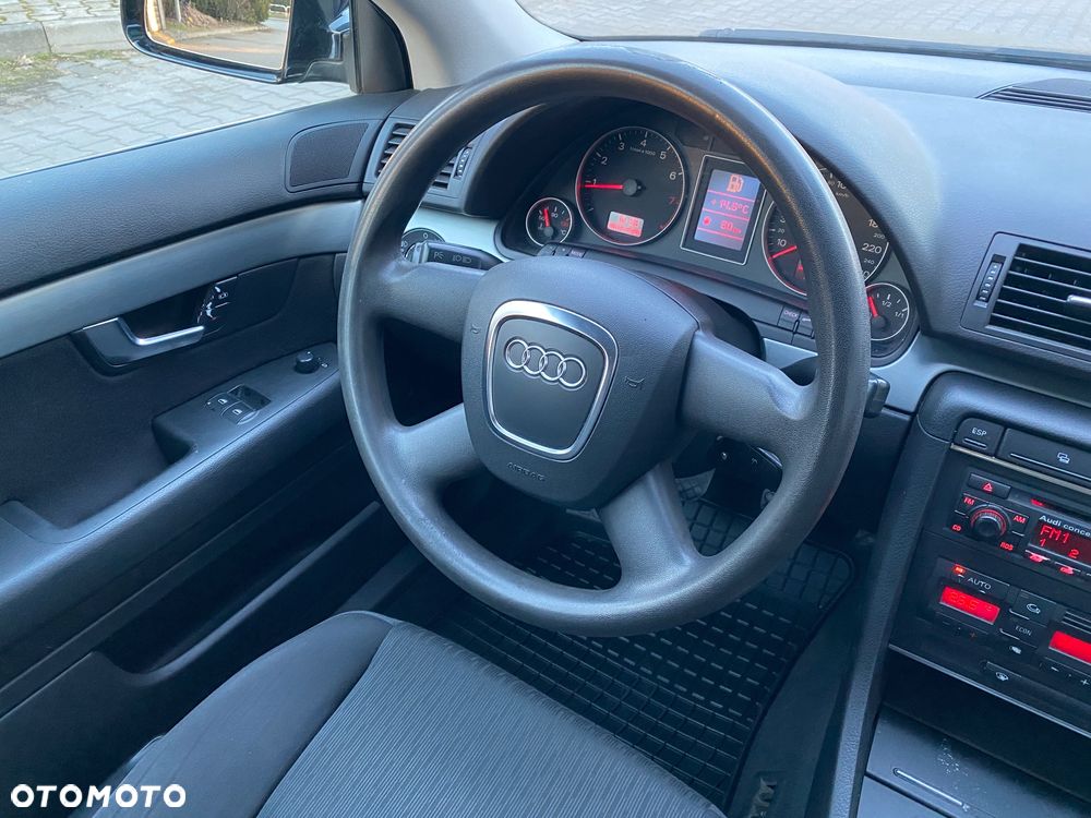 Audi A4 Avant 1.6 - 6