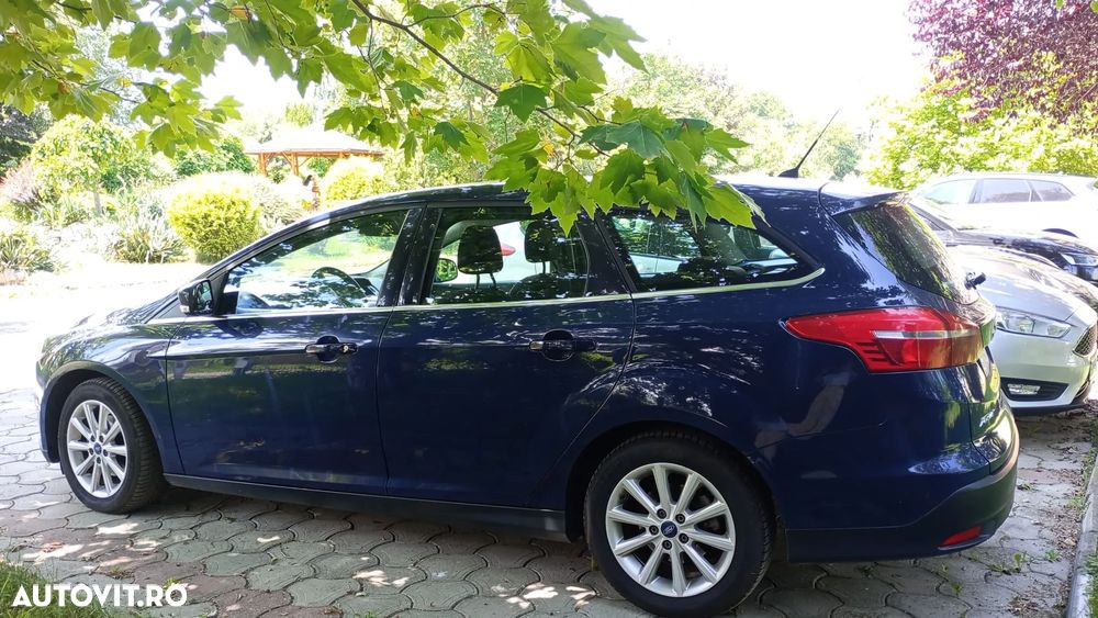Ford Focus - 1