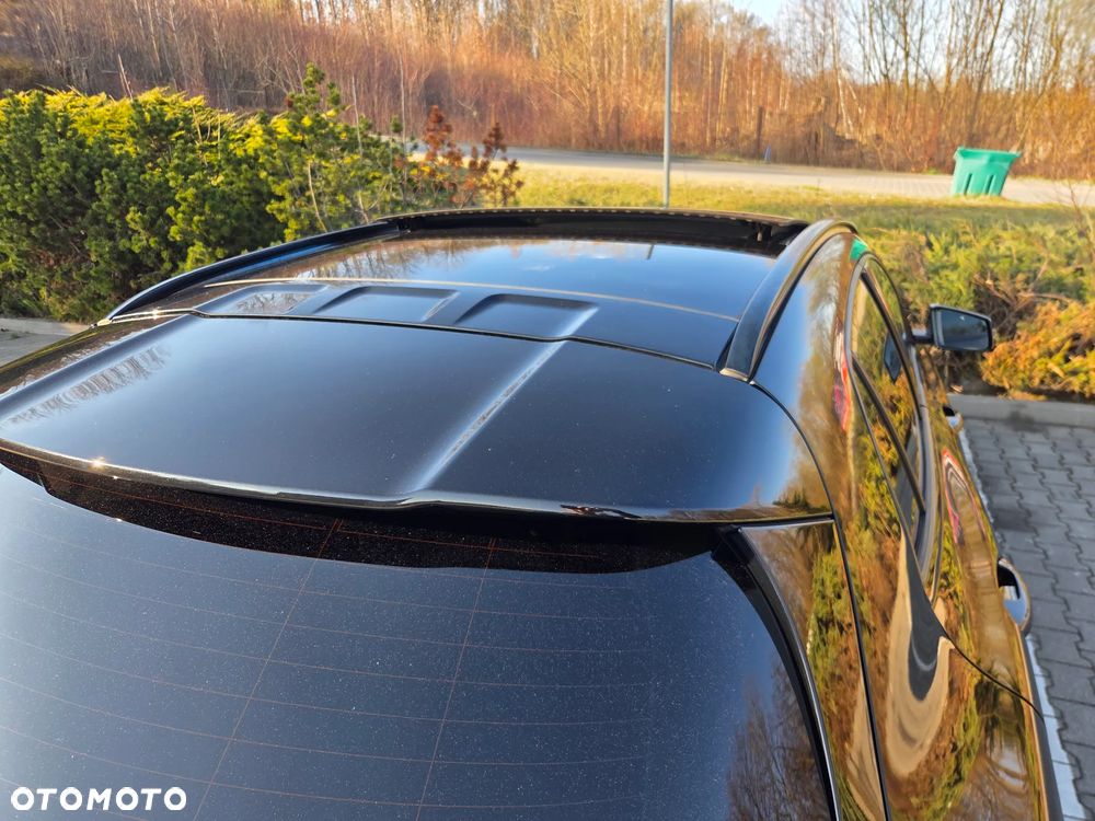 Mercedes-Benz GLA 220 d 4Matic 7G-DCT Style - 23