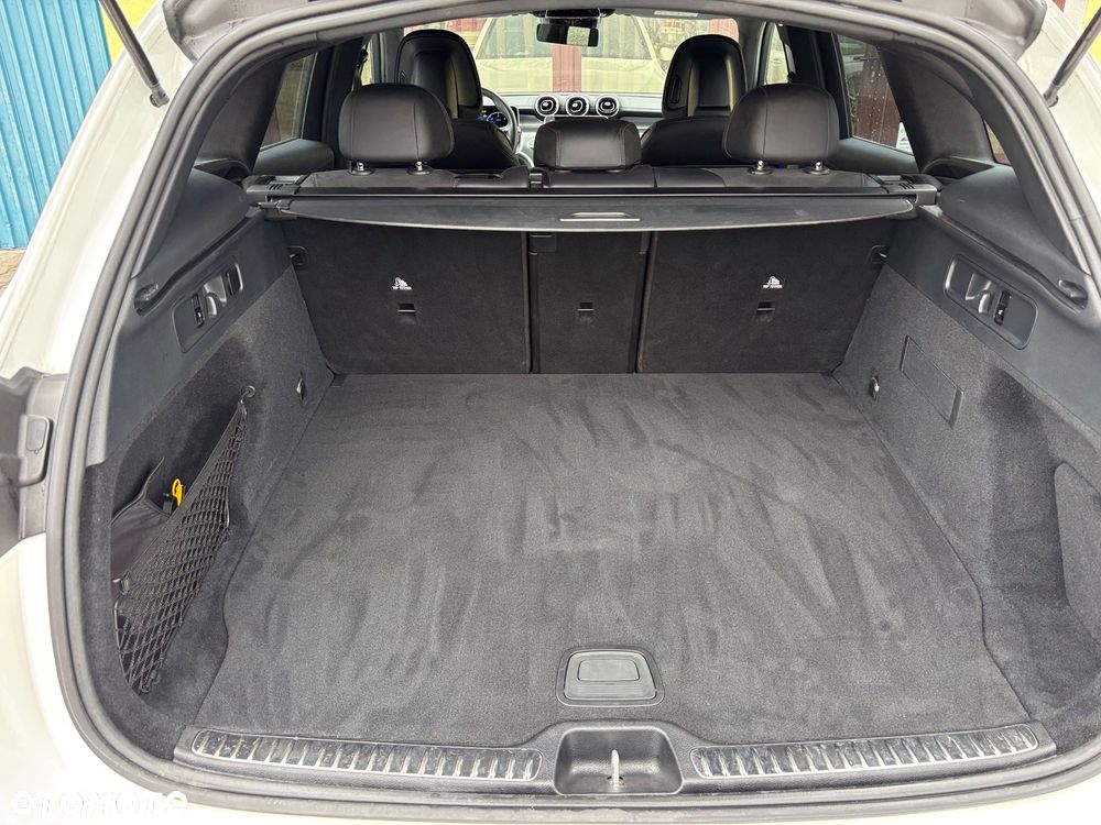 Mercedes-Benz GLC 220 d mHEV 4-Matic AMG Line - 17