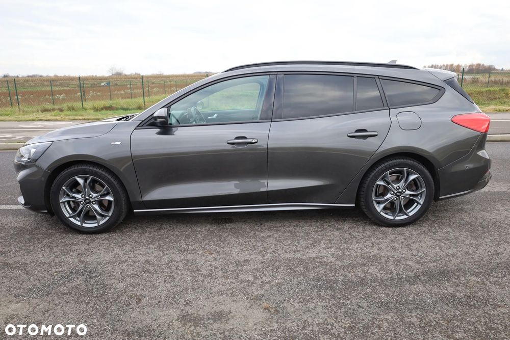Ford Focus 1.0 EcoBoost ST-Line - 8