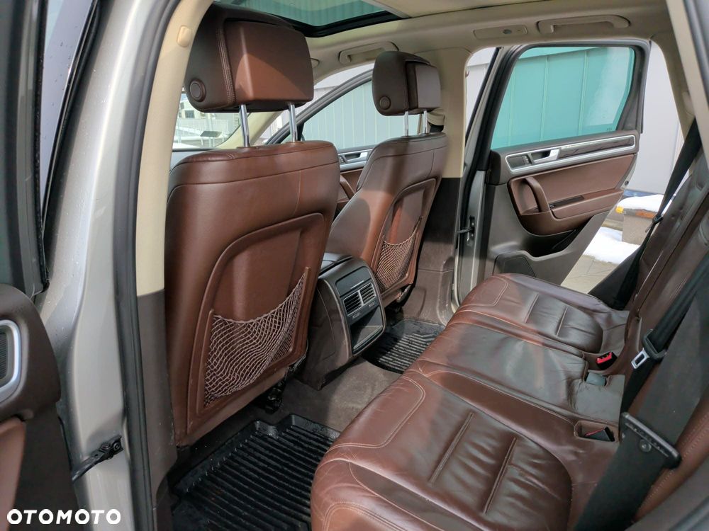 Volkswagen Touareg - 16