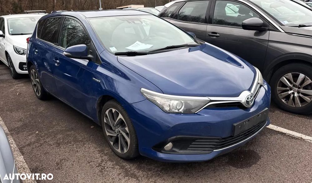 Toyota Auris 1.8 VVT-i Automatik Executive - 1