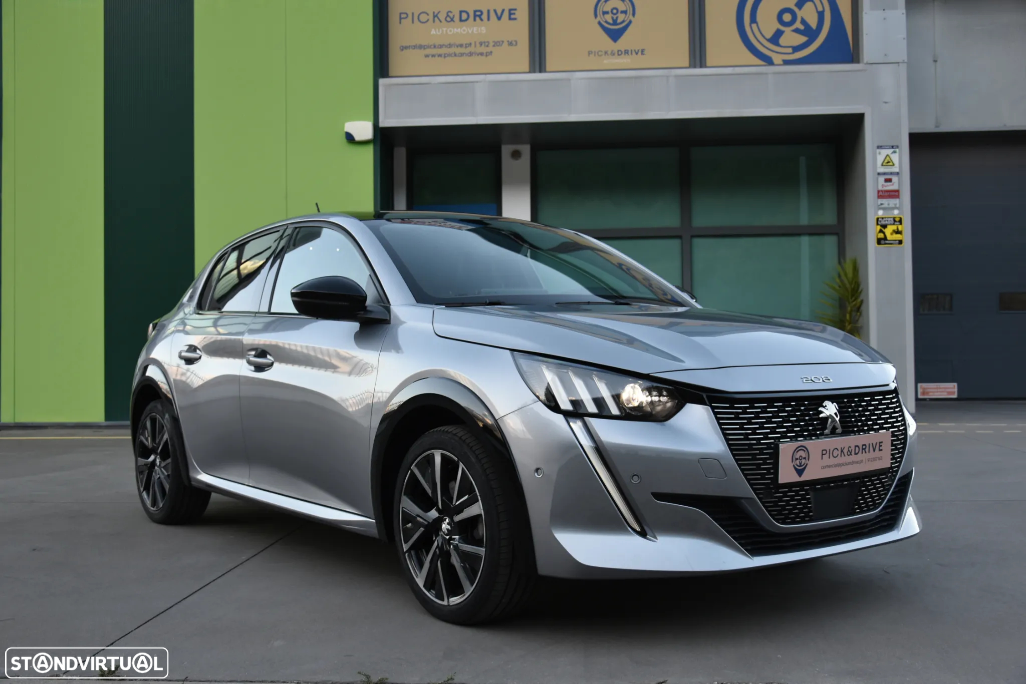 Peugeot 208 1.2 PureTech GT - 8