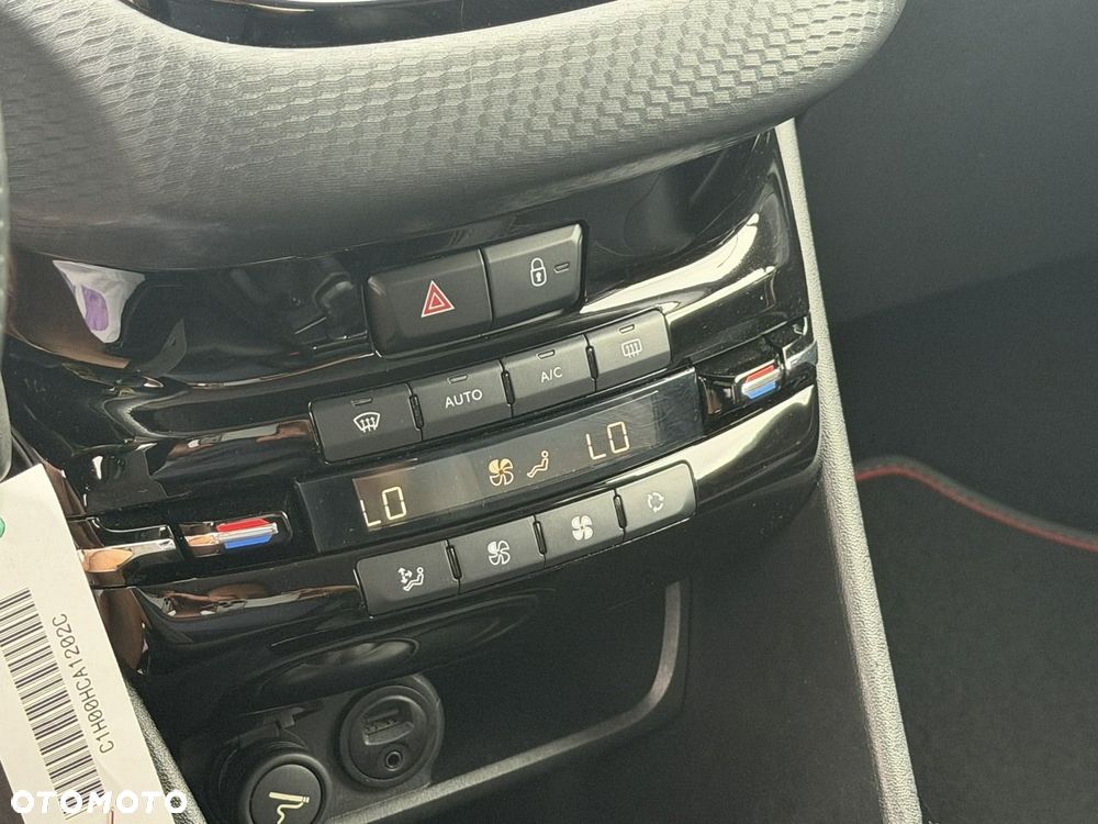 Peugeot 2008 PureTech 110 Stop&Start GT-Line Edition - 26