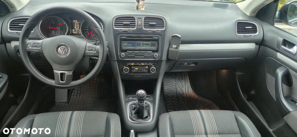 Volkswagen Golf 1.6 TDI DPF MATCH - 11