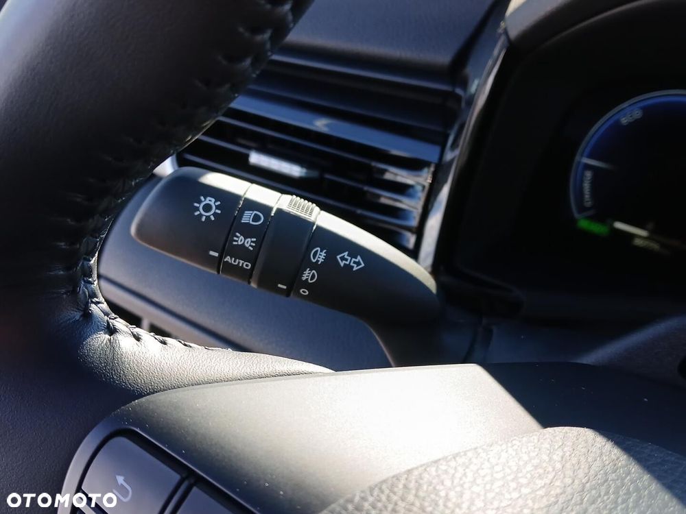 Toyota Camry - 40