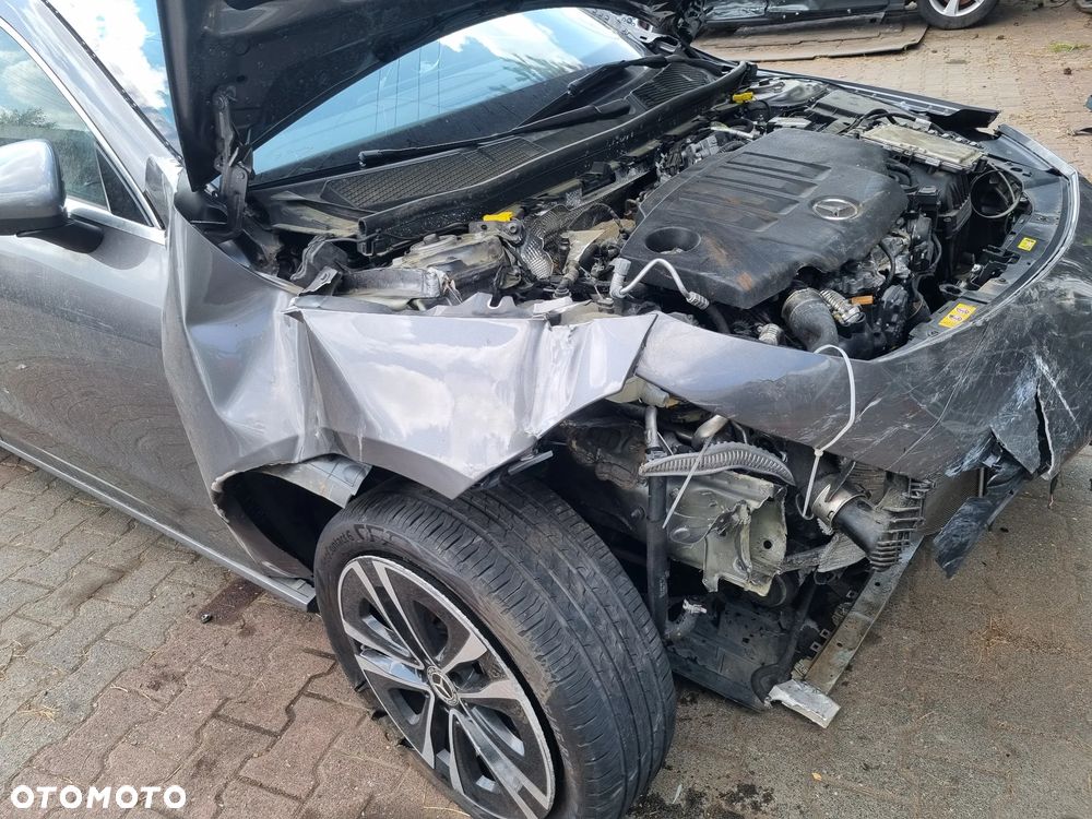 Mercedes-Benz CLA - 14