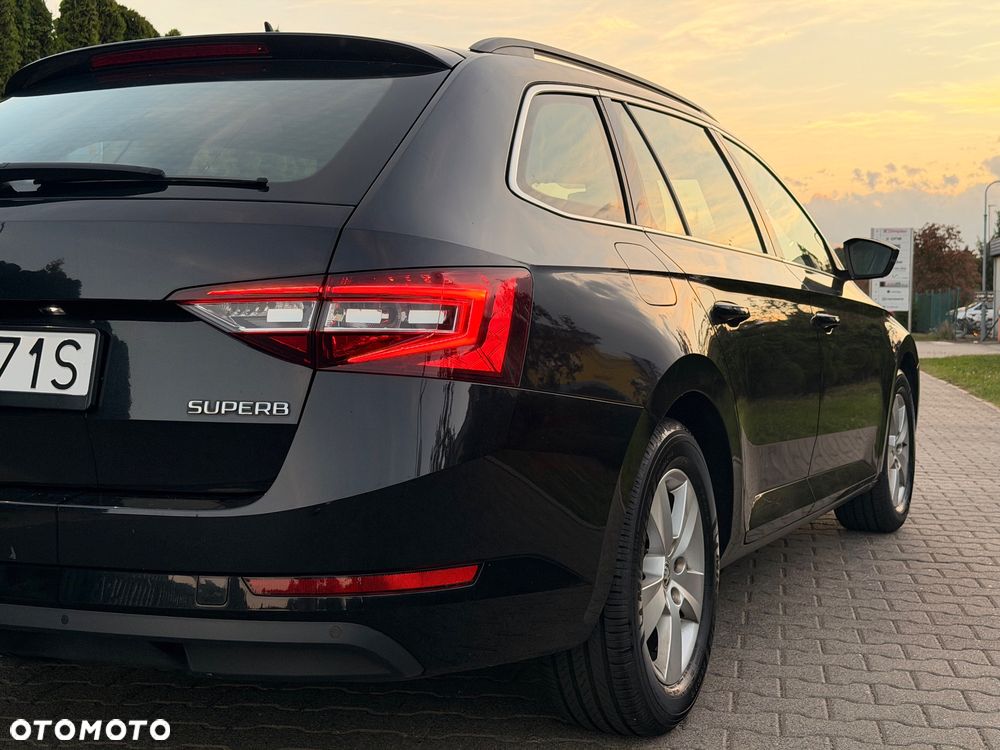 Skoda Superb 1.4 TSI ACT Ambition - 13