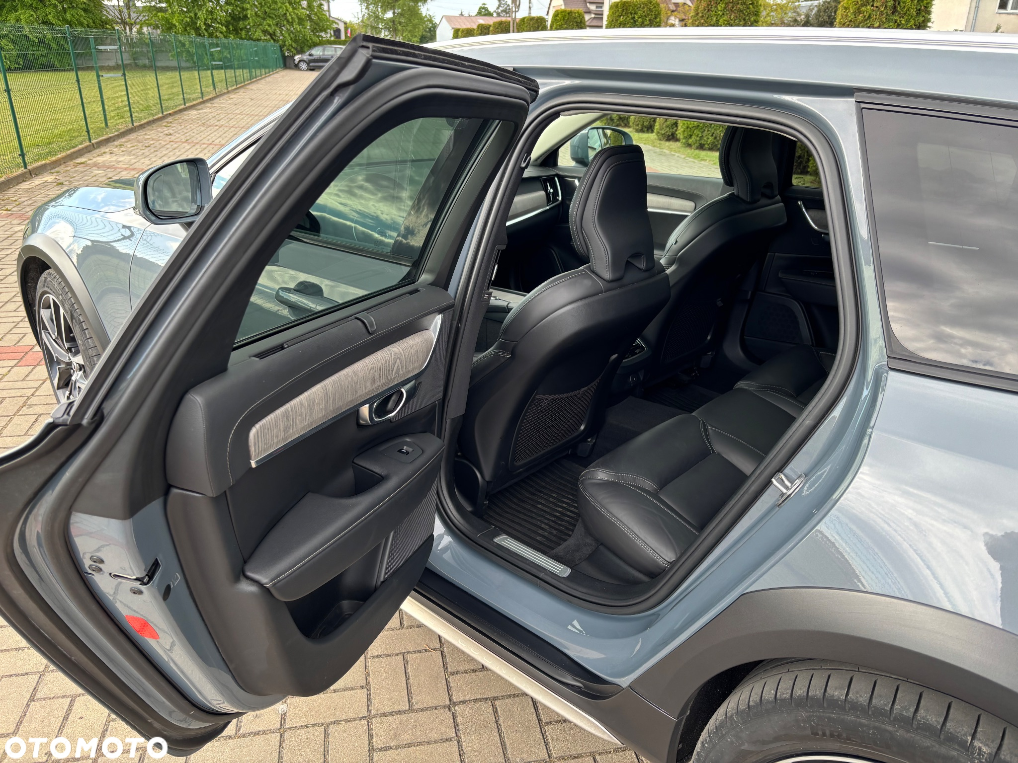 Volvo V90 Cross Country D5 AWD Pro - 11
