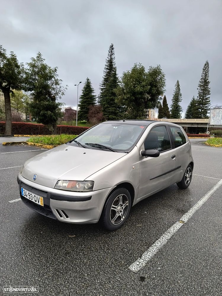 Fiat Punto 1.2 16V ELX - 2